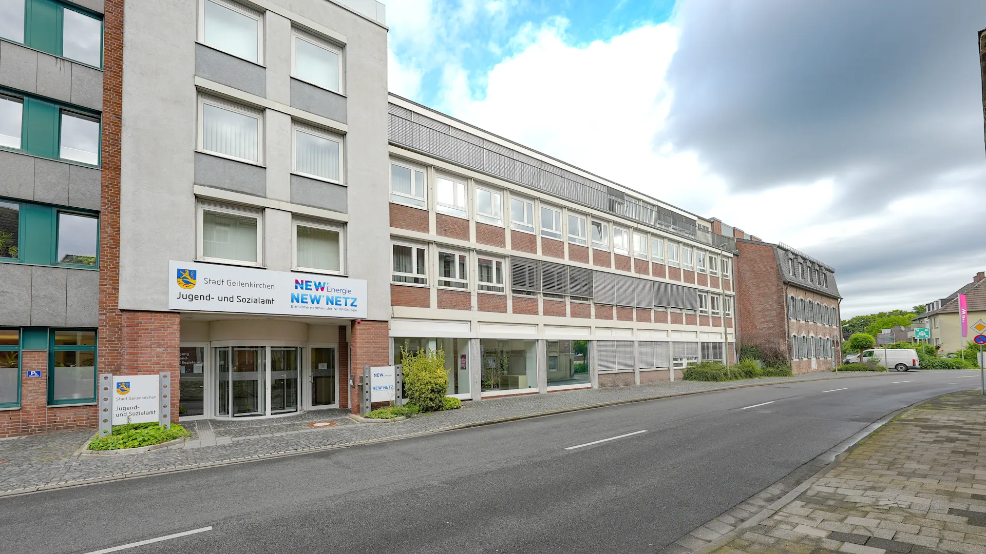 Unternehmensstandort der NEW Netz in Geilenkirchen Unternehmensstandort der NEW Netz in Grevenbroich.