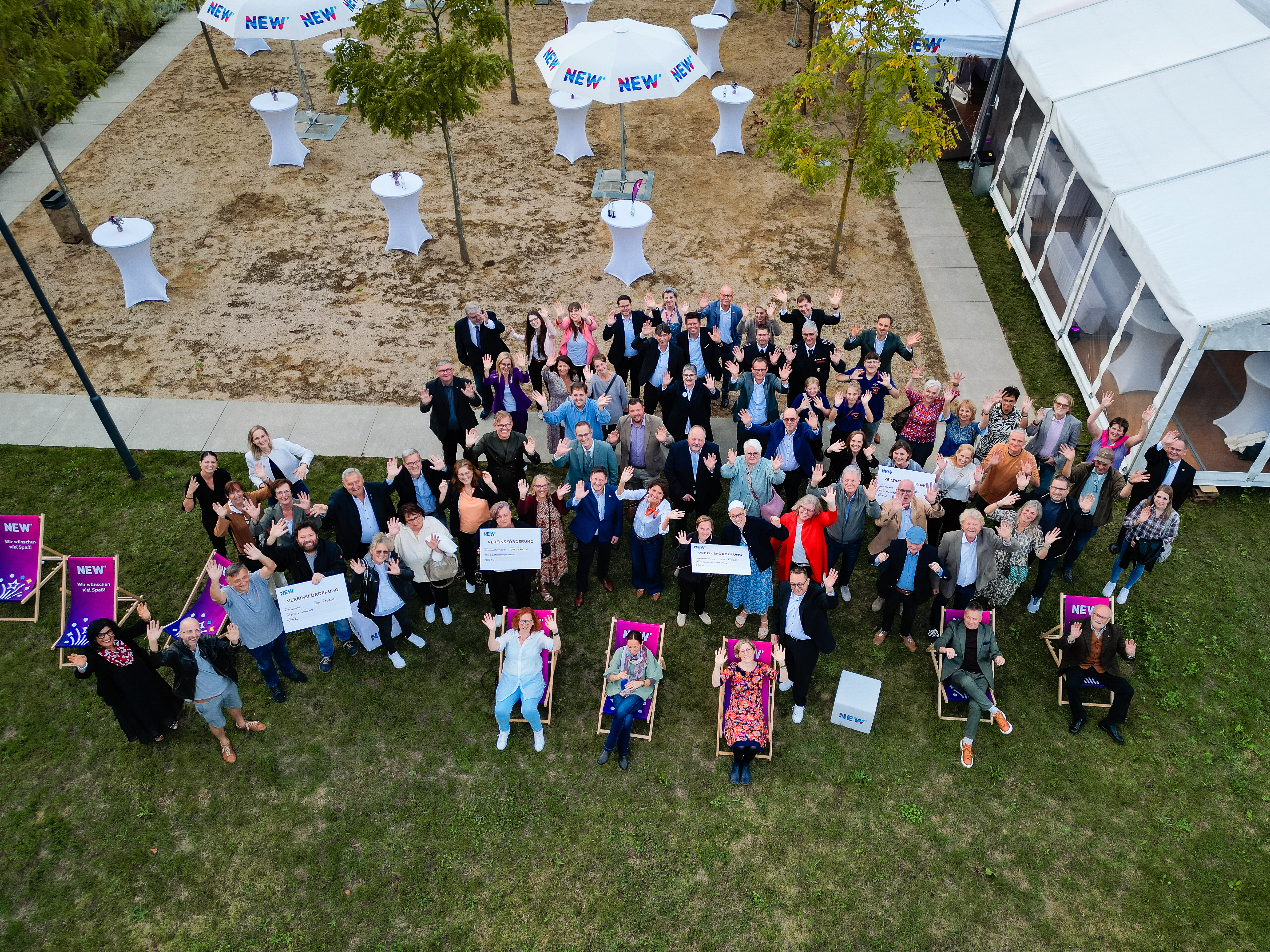 Unsere "Helfenden Hände 2025": Alle Gewinner:innen der diesjährigen NEW-Vereinsförderungen auf einen Blick. Credit: NEW AG/ Felix Küster