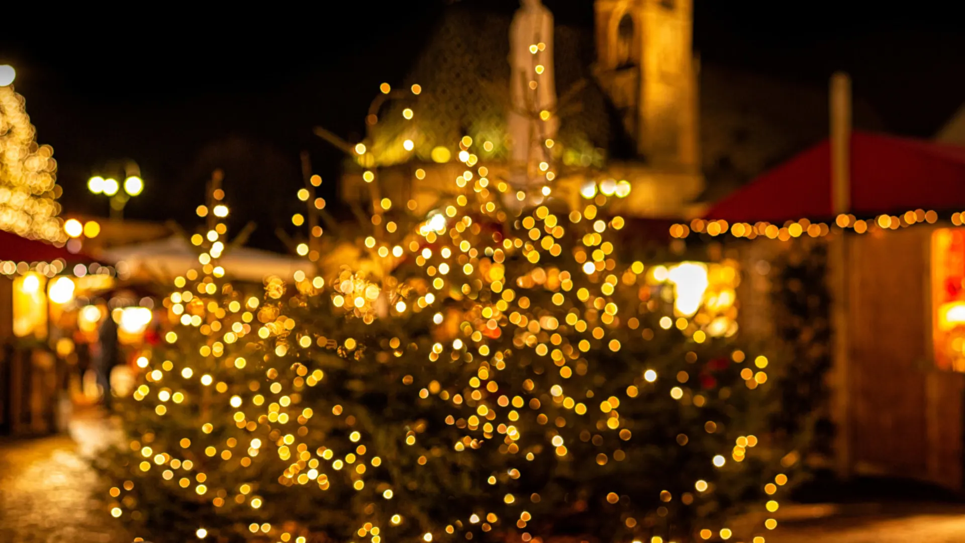 Weihnachtsmarkt Weihnachtliche Atmosphäre auf einem Weihnachtsmarkt
